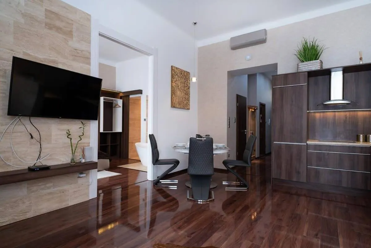 Central Luxy Design Apartment Budapeste